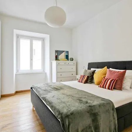 At Apartment Rome